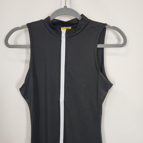 Daisy Zip Front Mock Neck Romper‎ - Black - Size Medium - Picture 3 of 8